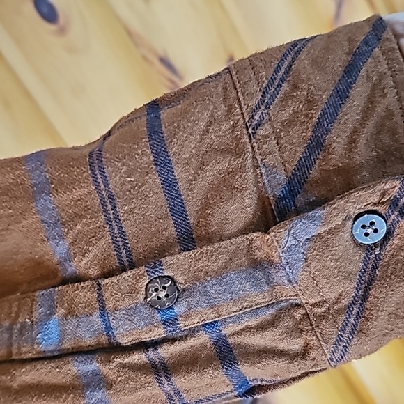 Tentree Benson Flannel - Picture 5 of 7